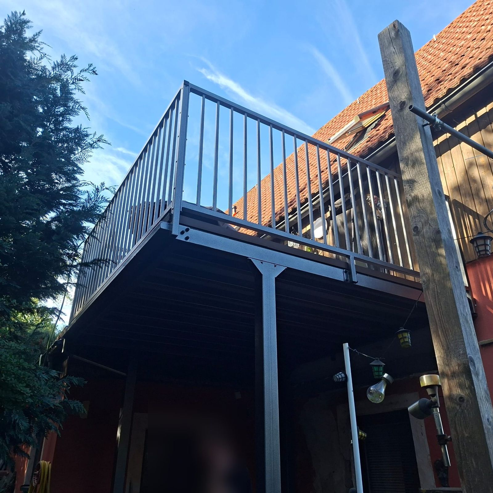 Balkon-Tragkonstruktion aus Stahl